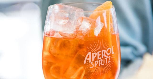 Que signifie un rêve de boire un Apérol Spritz ?