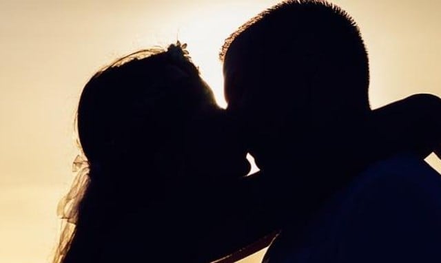 Que signifie rêver d'embrasser un inconnu ?